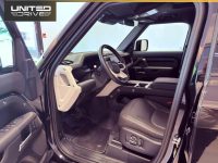 Land Rover Defender X-Dynamic SE — photo 2
