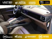 Porsche Macan Turbo — photo 2