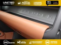 Land Rover Defender Octa — photo 23