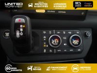 Land Rover Defender X-Dynamic X — photo 26