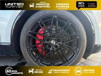 Porsche Macan Turbo — photo 11