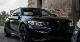 BMW (F87) M2 3.0 DKG7  Sapphire Black de 2018 avec  61300km et 370ch
